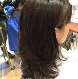 平塚の美容室Le'aの女性モデル